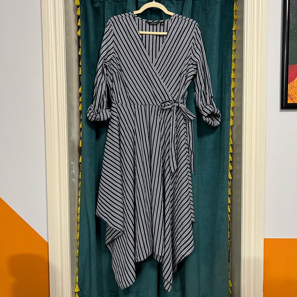 Mlle Gabrielle Striped Asymmetrical Hem Midi-Dress Sz L